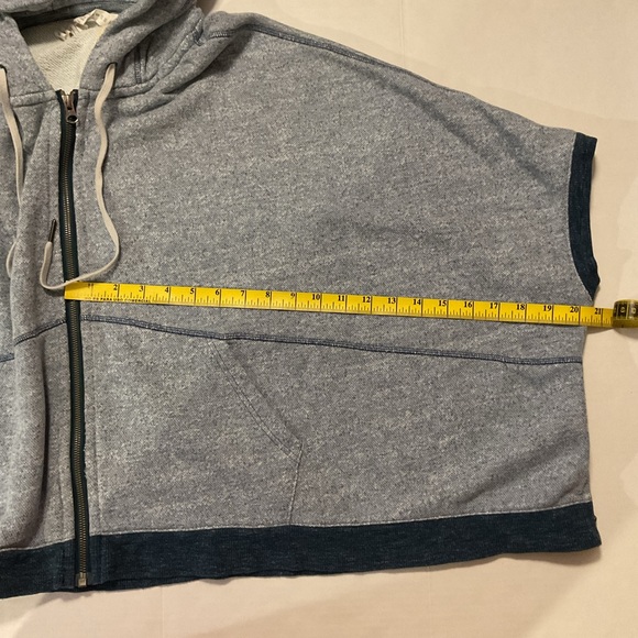 Lululemon in the Loop Hooded Poncho Front Zip Heathered Blue - Picture 4 of 9